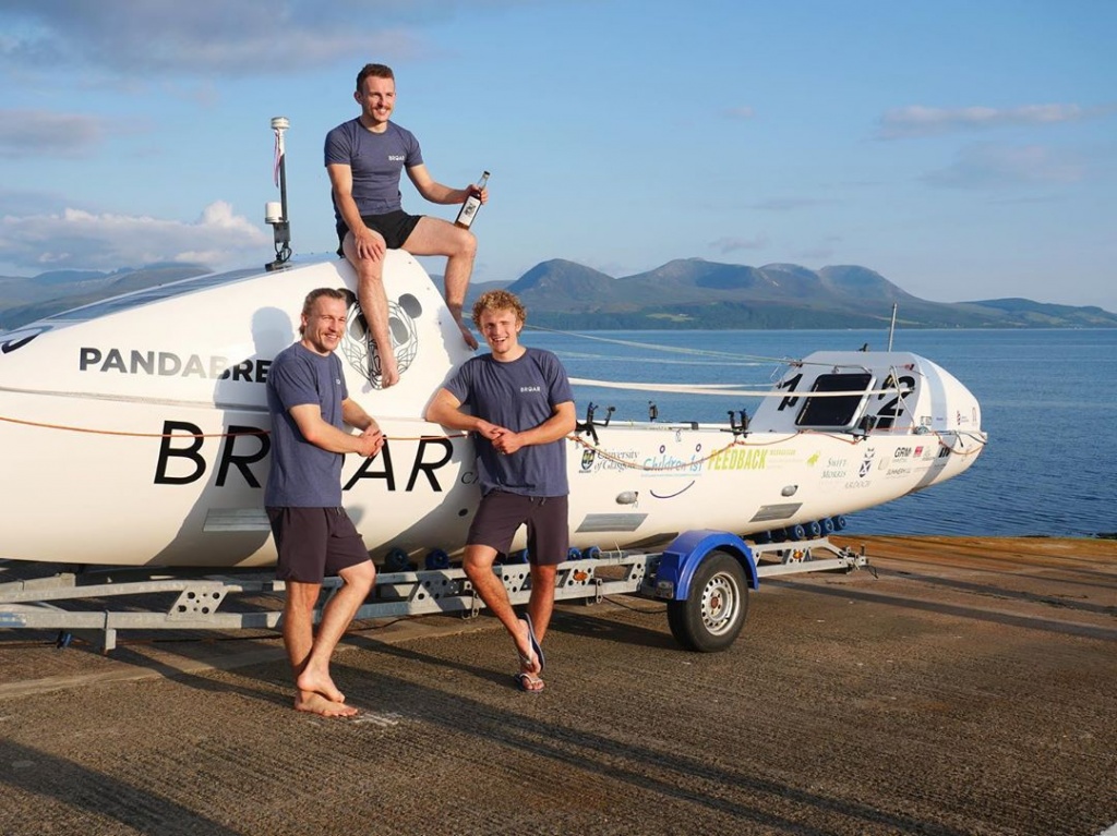 Rowers 'Pillage' West Coast Distilleries for Charity