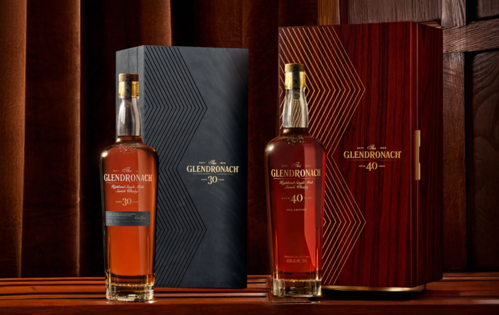 GlenDronach dévoile ses nouveaux sommets : la distillerie présente un 30 et un 40 ans historiques