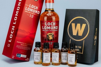 Image of the tasting pack along with a bottle of Loch Lomond 12 Year Old.